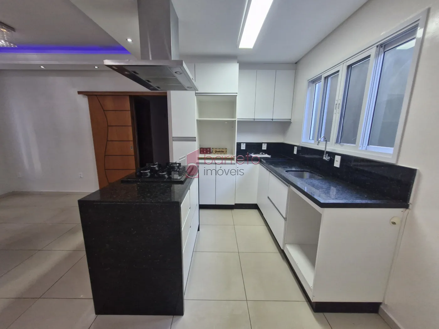 CASA PARA LOCAÇÃO E VENDA NO BAIRRO CAXAMBU – JUNDIAÍ/SP
