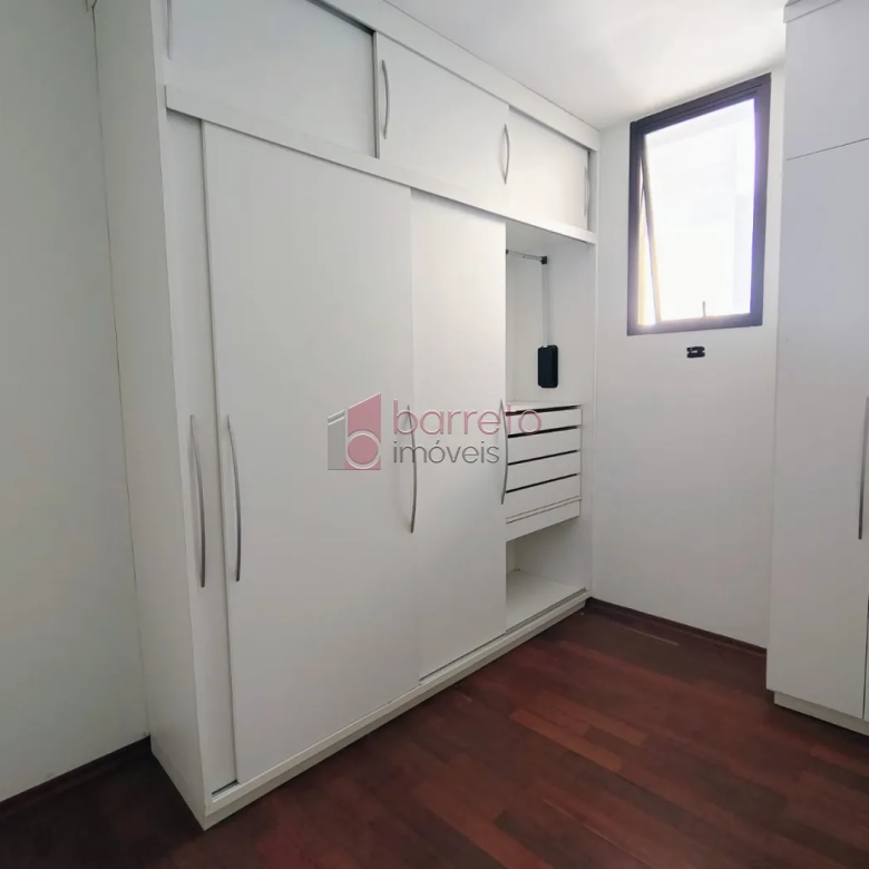 SOBRADO COM 05 DORMITÓRIOS À VENDA NO JARDIM SAMAMBAIA – JUNDIAÍ/SP
