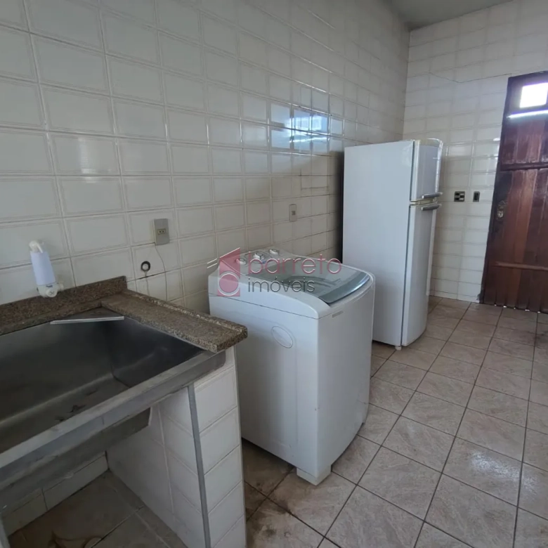 SOBRADO COM 05 DORMITÓRIOS À VENDA NO JARDIM SAMAMBAIA – JUNDIAÍ/SP