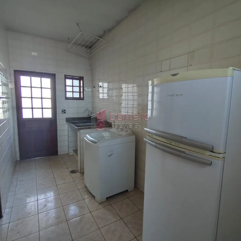 SOBRADO COM 05 DORMITÓRIOS À VENDA NO JARDIM SAMAMBAIA – JUNDIAÍ/SP