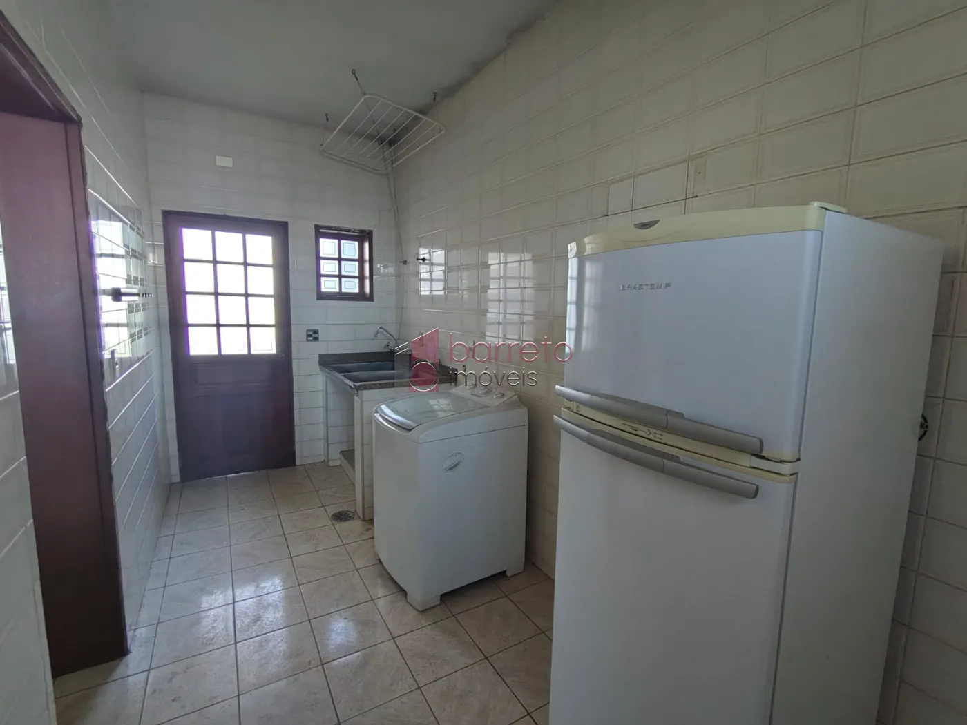 SOBRADO COM 05 DORMITÓRIOS À VENDA NO JARDIM SAMAMBAIA – JUNDIAÍ/SP