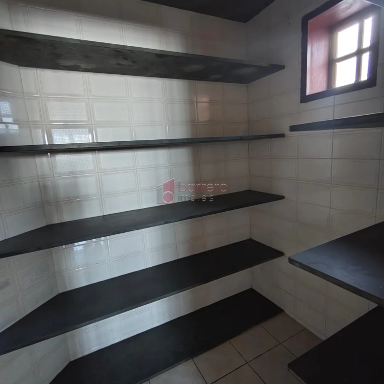 SOBRADO COM 05 DORMITÓRIOS À VENDA NO JARDIM SAMAMBAIA – JUNDIAÍ/SP