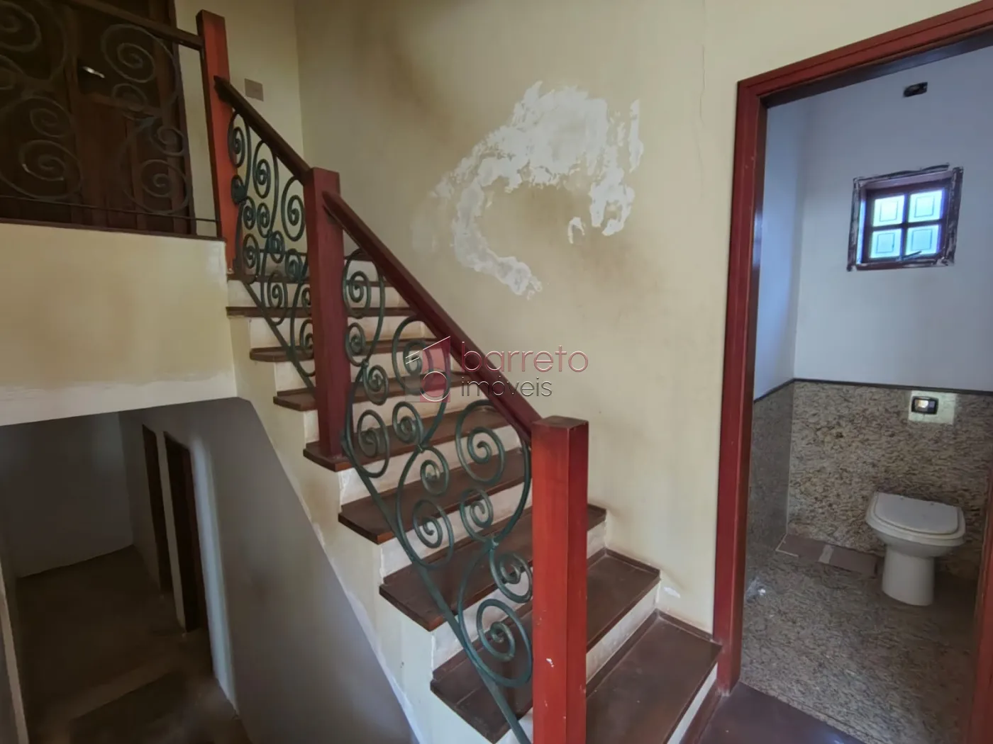 SOBRADO COM 05 DORMITÓRIOS À VENDA NO JARDIM SAMAMBAIA – JUNDIAÍ/SP