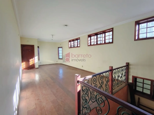 SOBRADO COM 05 DORMITÓRIOS À VENDA NO JARDIM SAMAMBAIA – JUNDIAÍ/SP