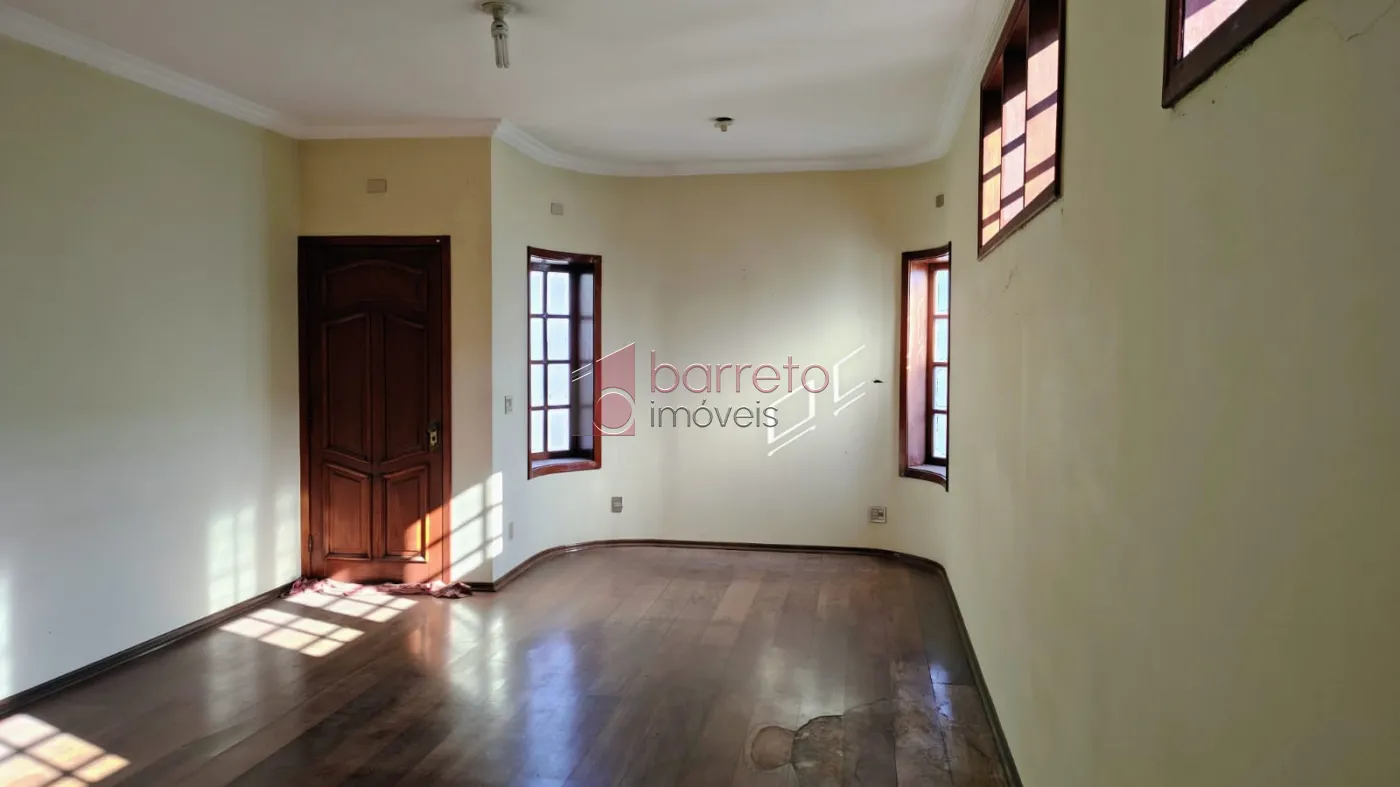 SOBRADO COM 05 DORMITÓRIOS À VENDA NO JARDIM SAMAMBAIA – JUNDIAÍ/SP