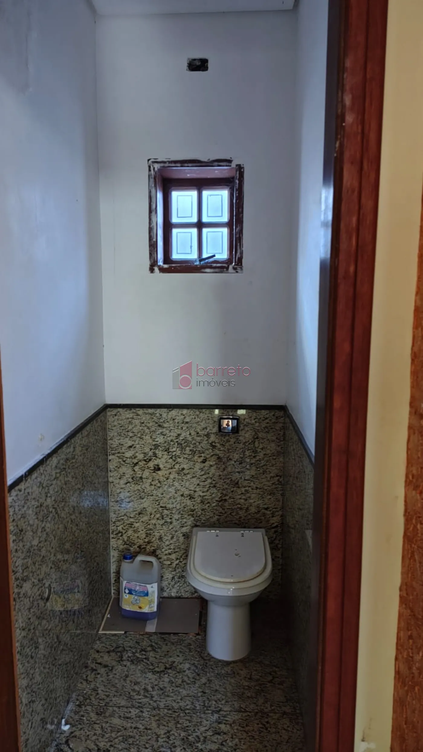 SOBRADO COM 05 DORMITÓRIOS À VENDA NO JARDIM SAMAMBAIA – JUNDIAÍ/SP