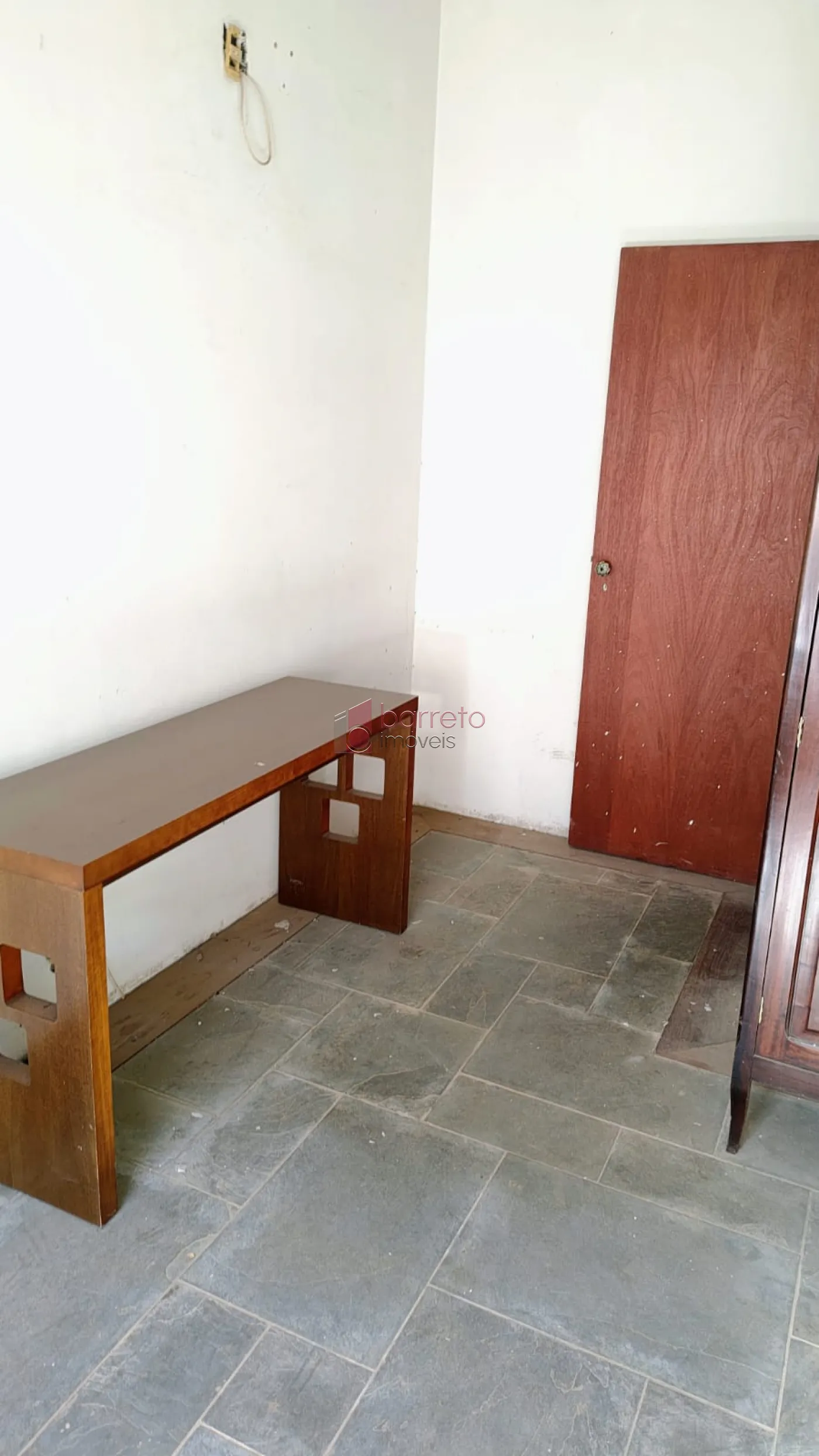 SOBRADO COM 05 DORMITÓRIOS À VENDA NO JARDIM SAMAMBAIA – JUNDIAÍ/SP