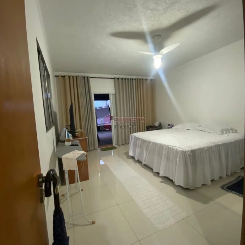 SOBRADO À VENDA NO BAIRRO TULIPAS EM JUNDIAÍ/SP