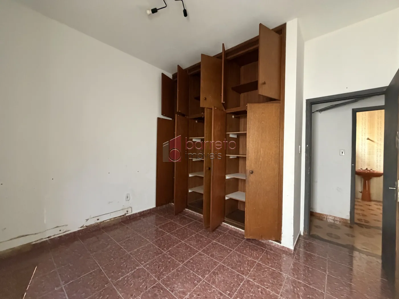 CASA TÉRREA DE USO MISTO À VENDA – VIANELO – JUNDIAÍ/SP