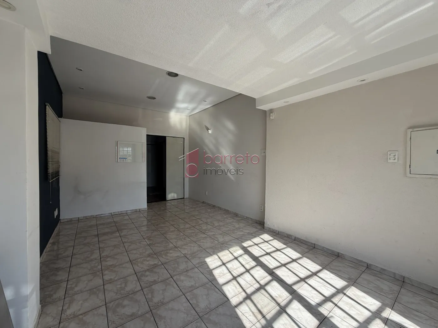 CASA TÉRREA DE USO MISTO À VENDA – VIANELO – JUNDIAÍ/SP