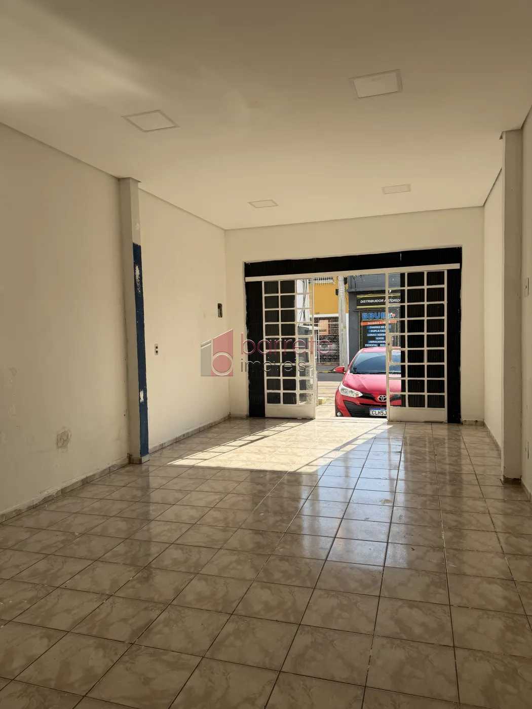 CASA TÉRREA DE USO MISTO À VENDA – VIANELO – JUNDIAÍ/SP