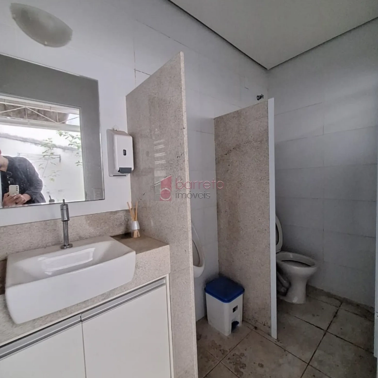 SOBRADO COMERCIAL PARA LOCAÇÃO NO BAIRRO VILA ARENS II – JUNDIAÍ/SP