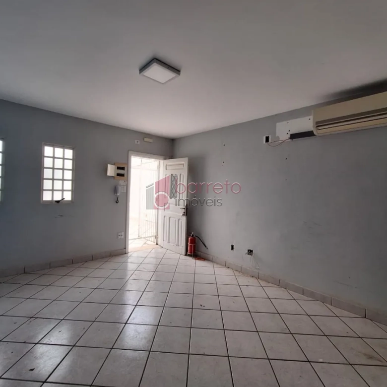 SOBRADO COMERCIAL PARA LOCAÇÃO NO BAIRRO VILA ARENS II – JUNDIAÍ/SP