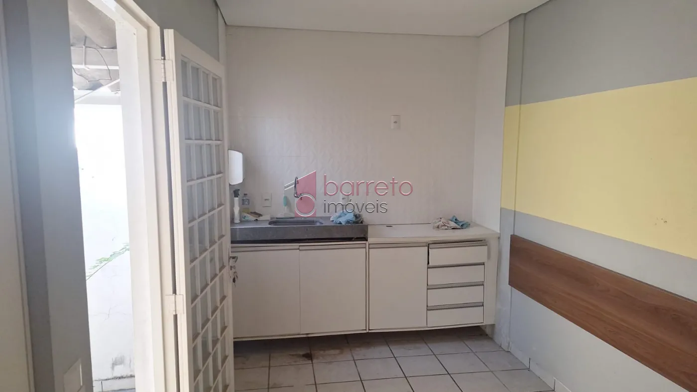 SOBRADO COMERCIAL PARA LOCAÇÃO NO BAIRRO VILA ARENS II – JUNDIAÍ/SP