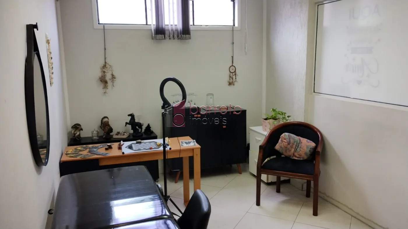 SOBRADO PARA LOCAÇÃO COMERCIAL NO VILA VIANELO – JUNDIAÍ/SP