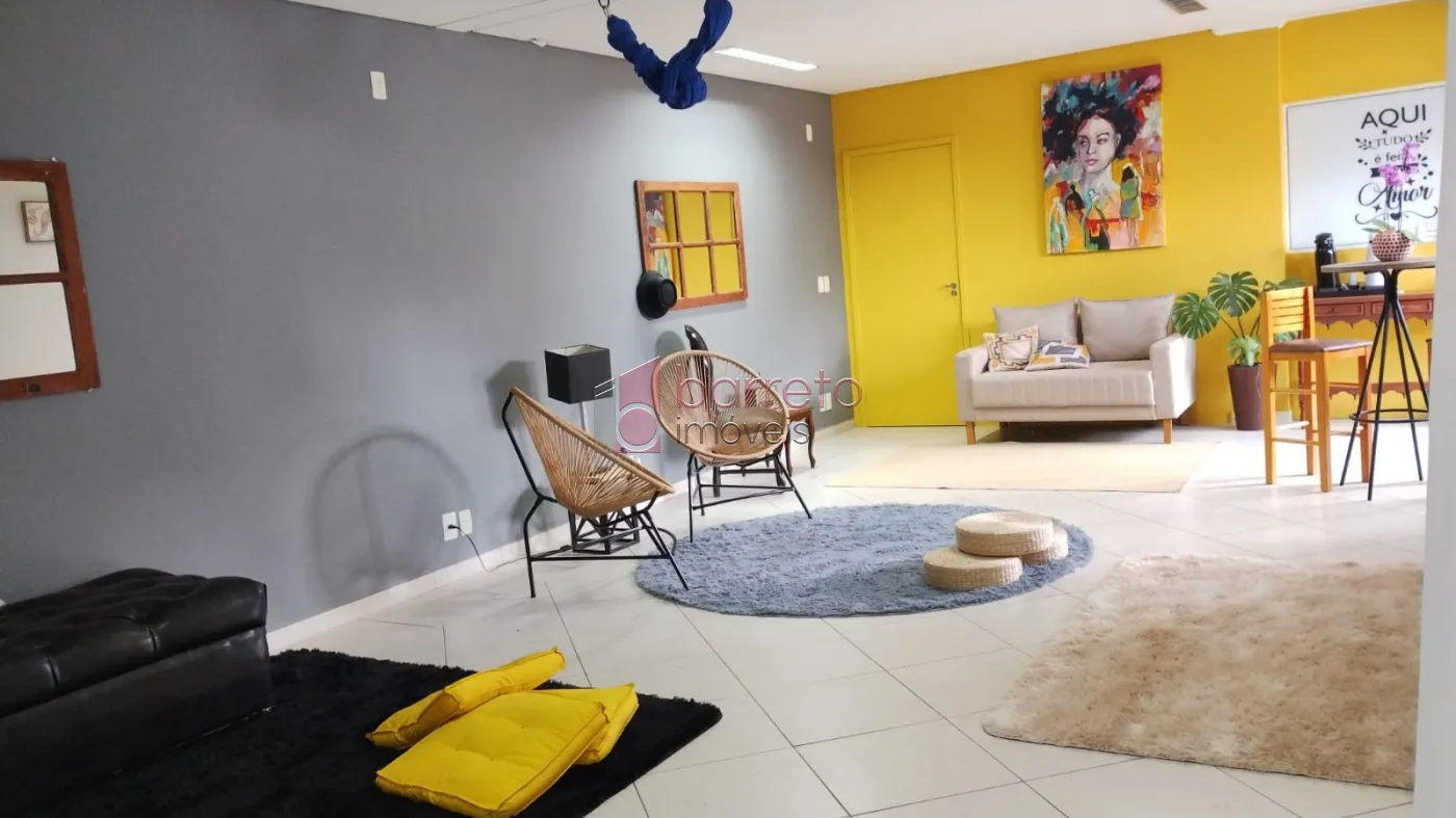 SOBRADO PARA LOCAÇÃO COMERCIAL NO VILA VIANELO – JUNDIAÍ/SP
