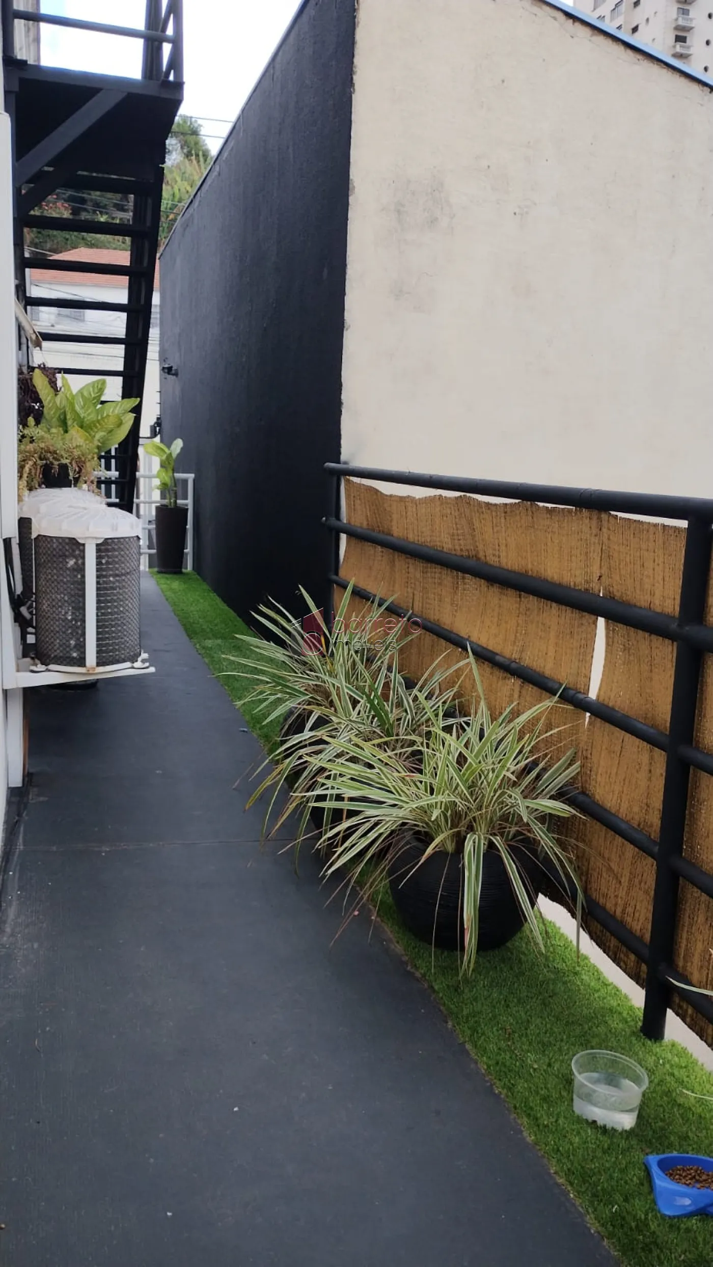 SOBRADO PARA LOCAÇÃO COMERCIAL NO VILA VIANELO – JUNDIAÍ/SP