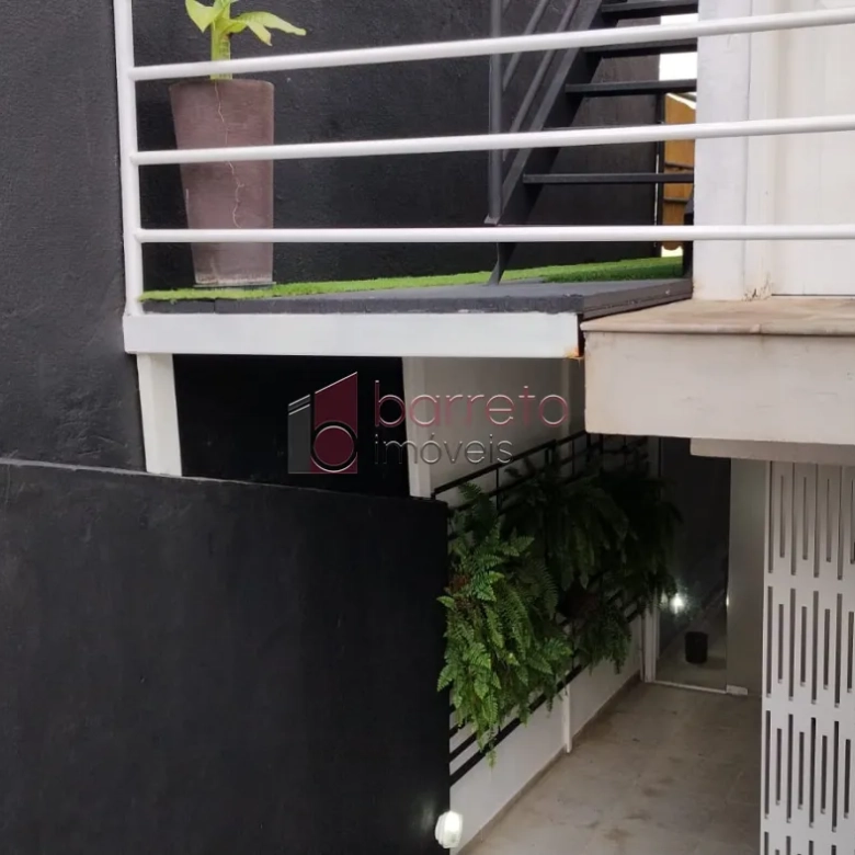 SOBRADO PARA LOCAÇÃO COMERCIAL NO VILA VIANELO – JUNDIAÍ/SP