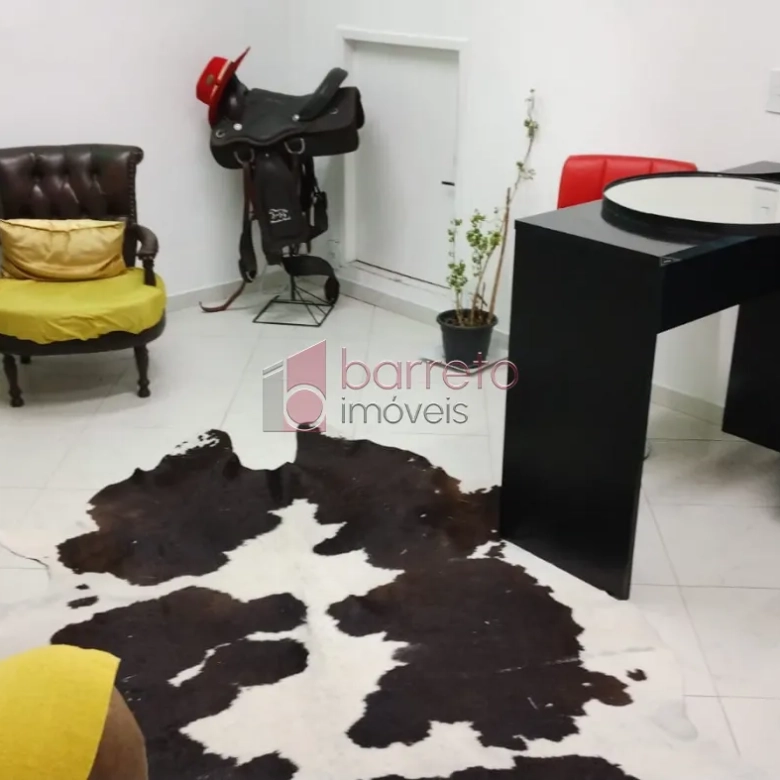 SOBRADO PARA LOCAÇÃO COMERCIAL NO VILA VIANELO – JUNDIAÍ/SP