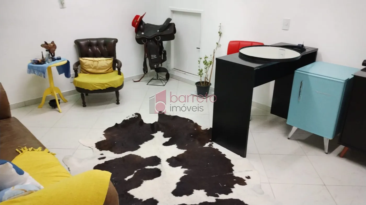 SOBRADO PARA LOCAÇÃO COMERCIAL NO VILA VIANELO – JUNDIAÍ/SP