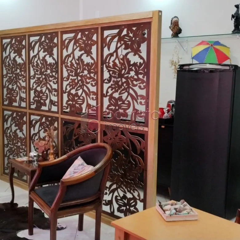 SOBRADO PARA LOCAÇÃO COMERCIAL NO VILA VIANELO – JUNDIAÍ/SP