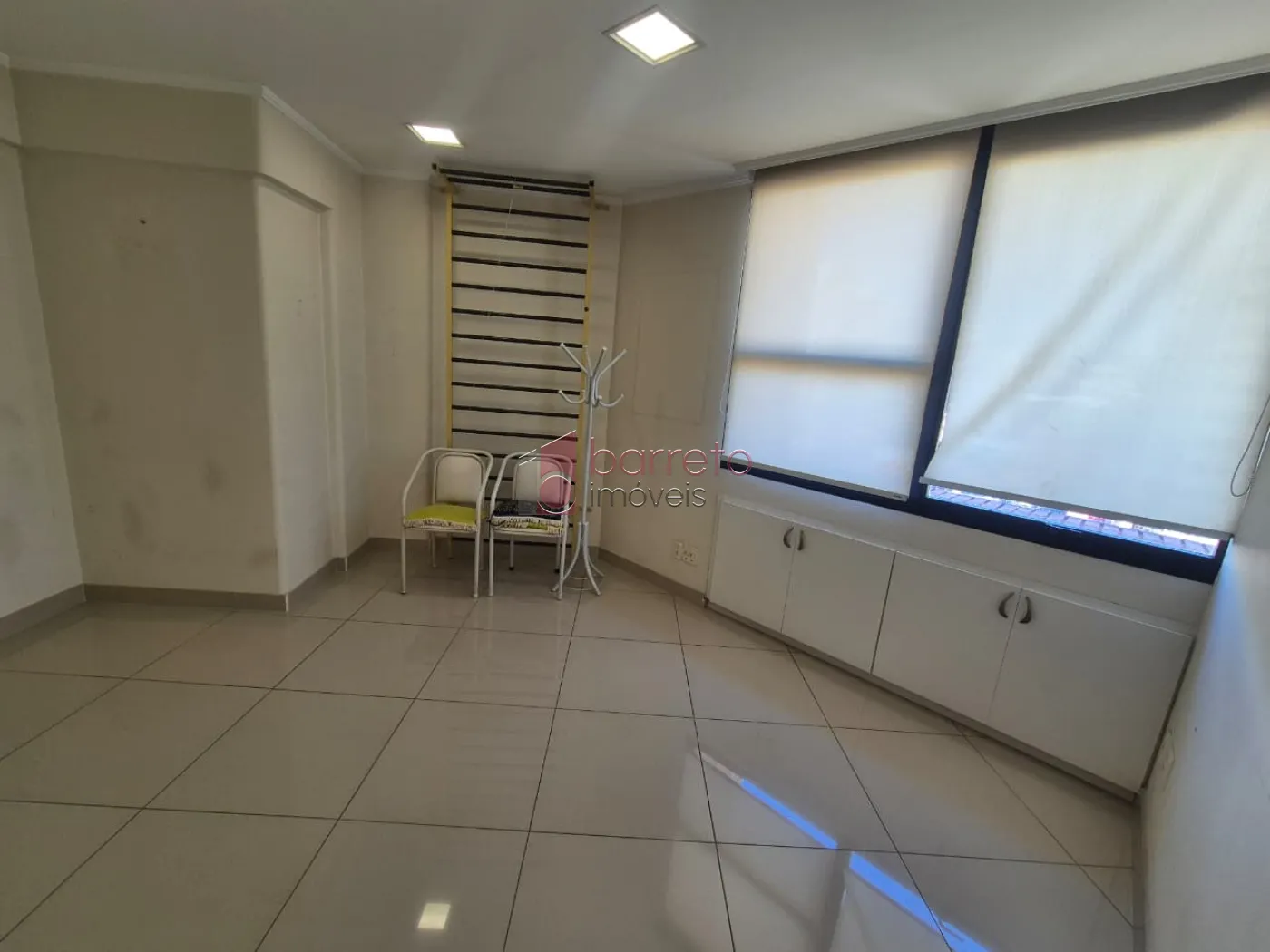 SALA COMERCIAL À VENDA NO EDIFÍCIO COMERCIAL PAINEIRAS CENTER – JUNDIAÍ/SP
