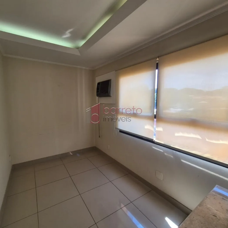 SALA COMERCIAL À VENDA NO EDIFÍCIO COMERCIAL PAINEIRAS CENTER – JUNDIAÍ/SP