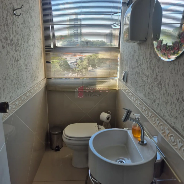 SALA COMERCIAL À VENDA NO EDIFÍCIO COMERCIAL PAINEIRAS CENTER – JUNDIAÍ/SP