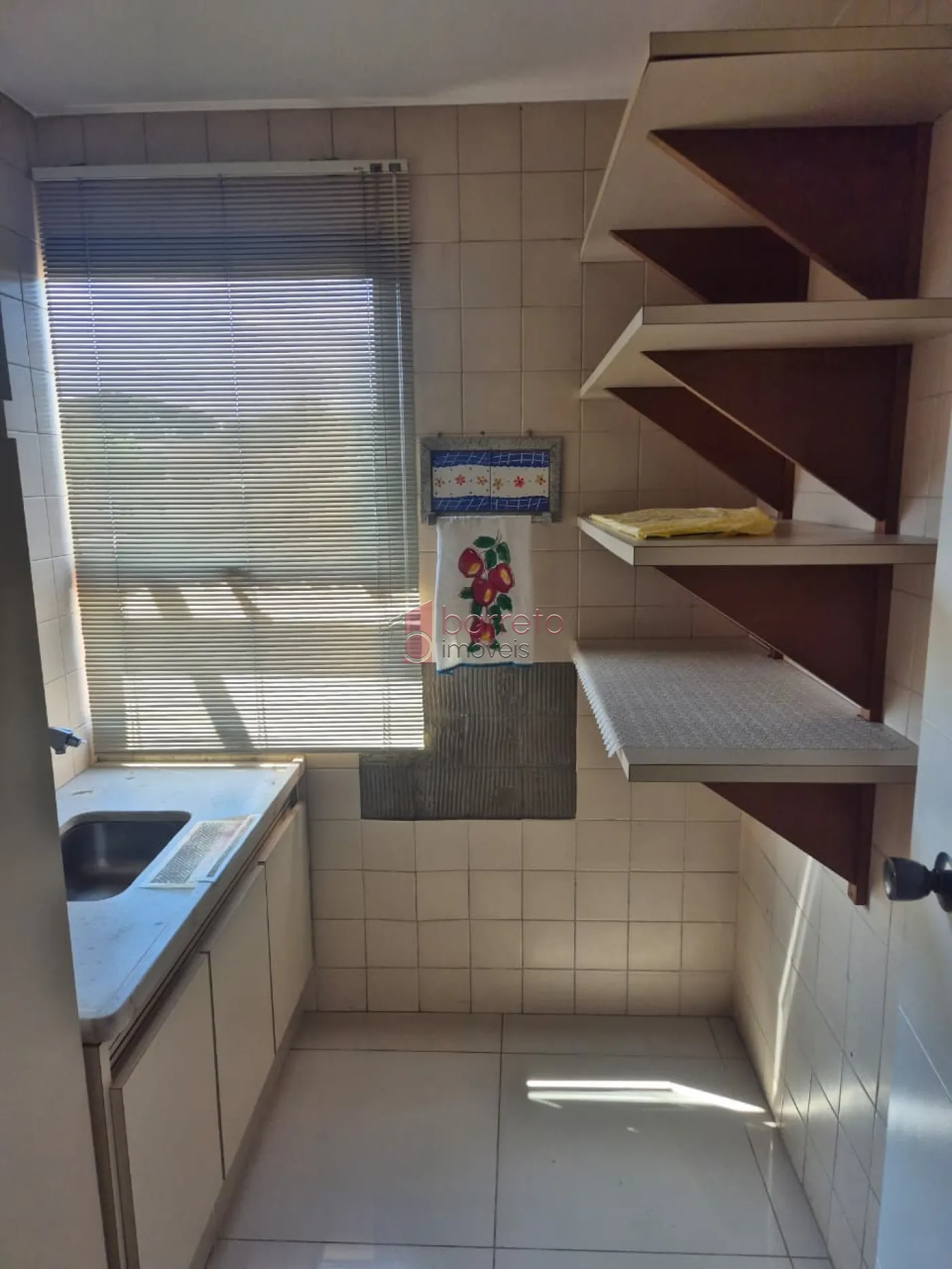 SALA COMERCIAL À VENDA NO EDIFÍCIO COMERCIAL PAINEIRAS CENTER – JUNDIAÍ/SP
