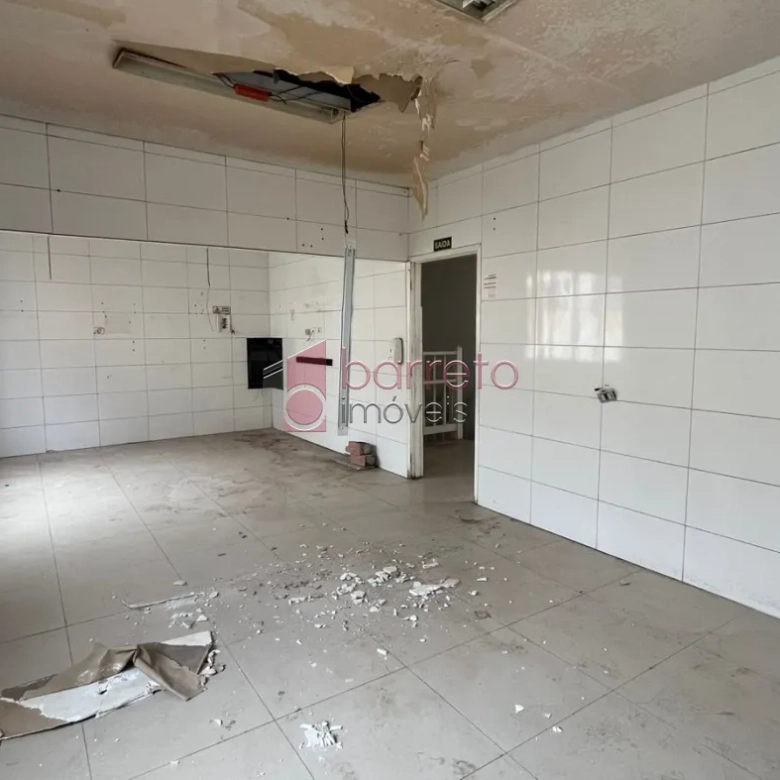 SALÃO COMERCIAL PARA LOCAÇÃO NA REGIÃO CENTRAL – JUNDIAÍ/SP