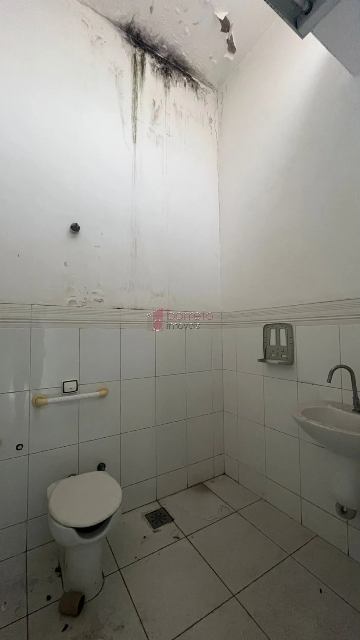 SALÃO COMERCIAL PARA LOCAÇÃO NA REGIÃO CENTRAL – JUNDIAÍ/SP