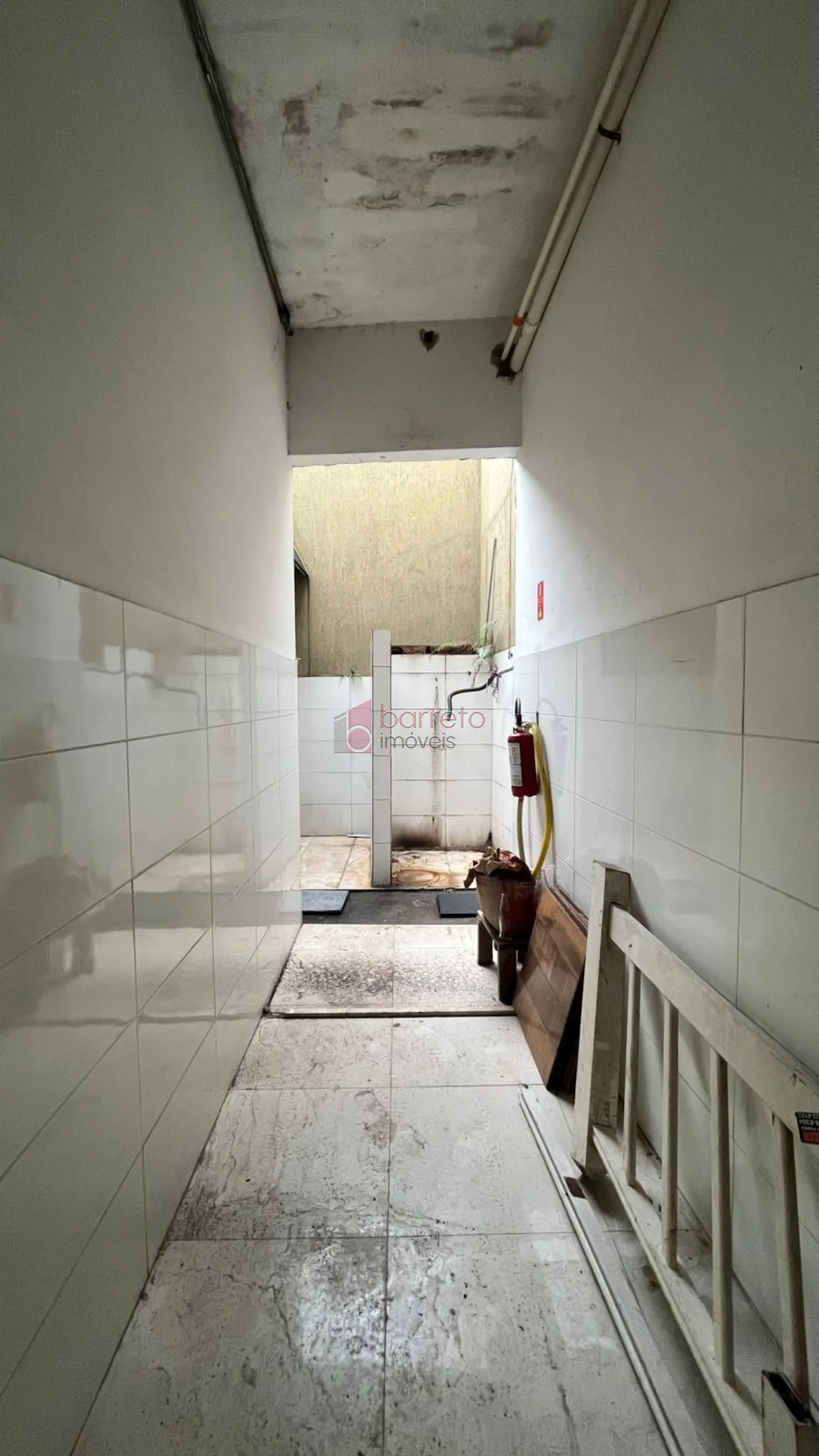 SALÃO COMERCIAL PARA LOCAÇÃO NA REGIÃO CENTRAL – JUNDIAÍ/SP