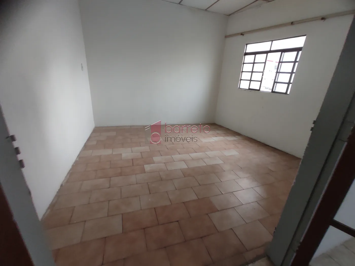 SALÃO COMERCIAL PARA LOCAÇÃO E VENDA NA PONTE SÃO JOÃO – JUNDIAÍ/SP