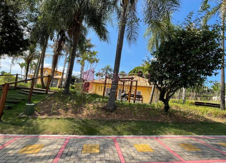CASA SOBRADO À VENDA NO CONDOMÍNIO ECOVILLAGE II – ELOY CHAVES – JUNDIAÍ/SP