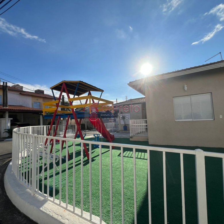 CASA À VENDA NO CONDOMÍNIO VILA RUBI EM JUNDIAÍ/SP