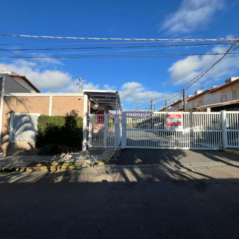 CASA À VENDA NO CONDOMÍNIO VILA RUBI EM JUNDIAÍ/SP