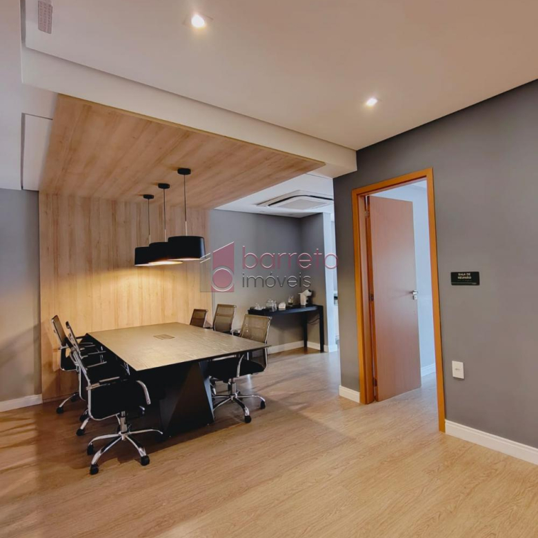APARTAMENTO ALTO PADRÃO À VENDA NO CONDOMÍNIO CHRONOS – JUNDIAÍ/SP