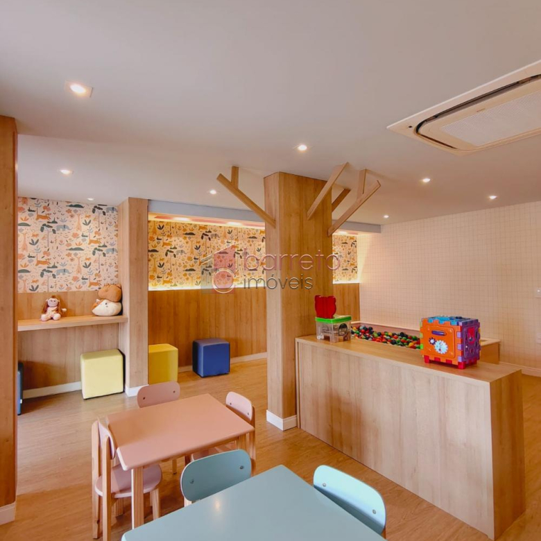 APARTAMENTO ALTO PADRÃO À VENDA NO CONDOMÍNIO CHRONOS – JUNDIAÍ/SP