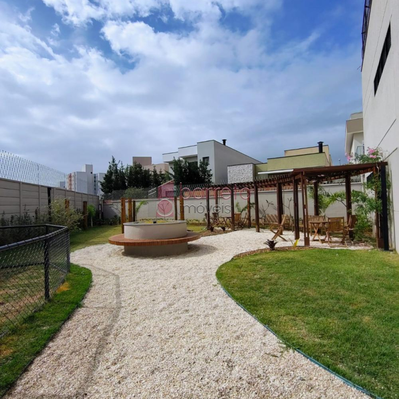 APARTAMENTO ALTO PADRÃO À VENDA NO CONDOMÍNIO CHRONOS – JUNDIAÍ/SP