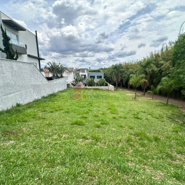 TERRENO À VENDA NO CONDOMÍNIO RESERVA DA SERRA EM JUNDIAÍ/SP