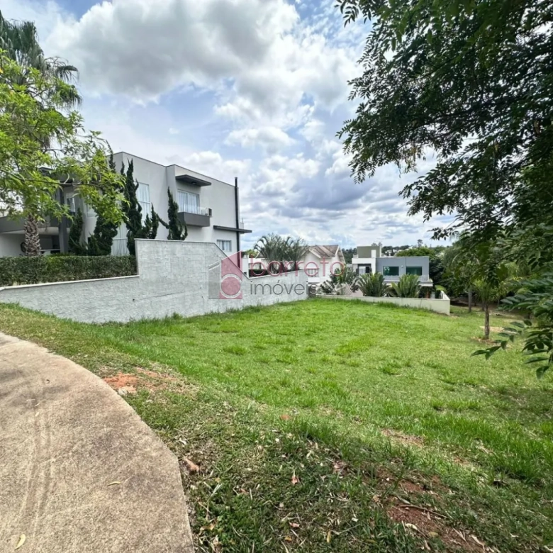 TERRENO À VENDA NO CONDOMÍNIO RESERVA DA SERRA EM JUNDIAÍ/SP