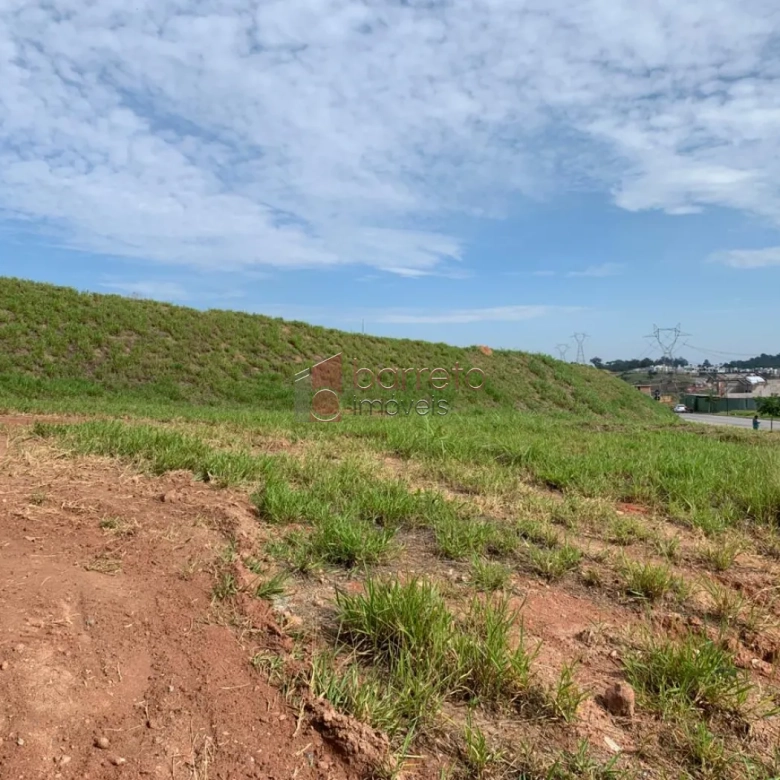TERRENO À VENDA NO CONDOMÍNIO PORTAL DOS LAGOS EM JUNDIAÍ/SP