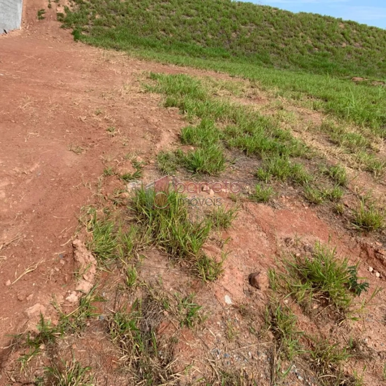 TERRENO À VENDA NO CONDOMÍNIO PORTAL DOS LAGOS EM JUNDIAÍ/SP