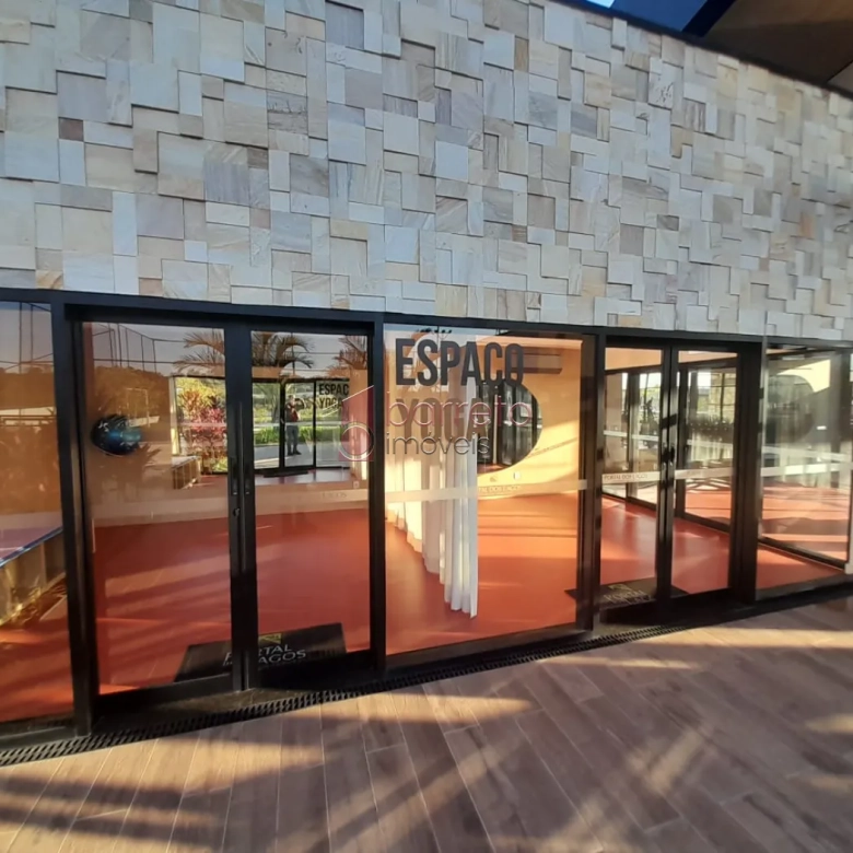 TERRENO À VENDA NO CONDOMÍNIO PORTAL DOS LAGOS EM JUNDIAÍ/SP