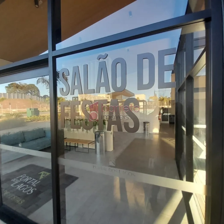 TERRENO À VENDA NO CONDOMÍNIO PORTAL DOS LAGOS EM JUNDIAÍ/SP