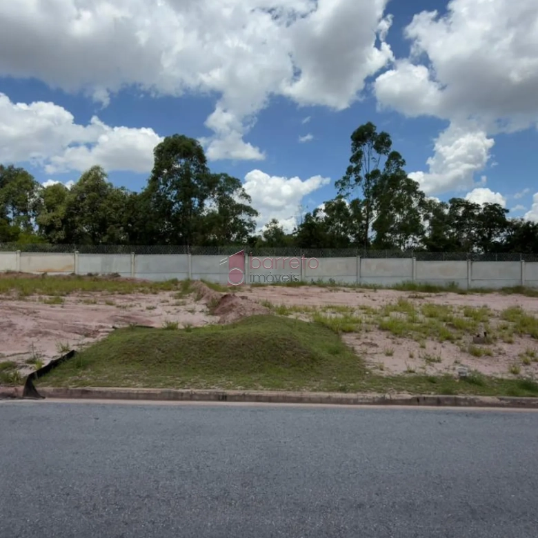 TERRENO À VENDA NO CONDOMÍNIO PORTAL DOS LAGOS EM JUNDIAÍ/SP