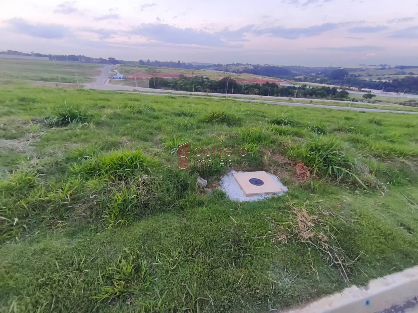 TERRENO À VENDA NO CONDOMÍNIO VILLAGGIO ENGORDADOURO EM JUNDIAÍ/SP