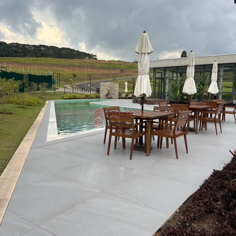 TERRENO À VENDA NO CONDOMÍNIO TAMBORÉ EM JUNDIAÍ/SP