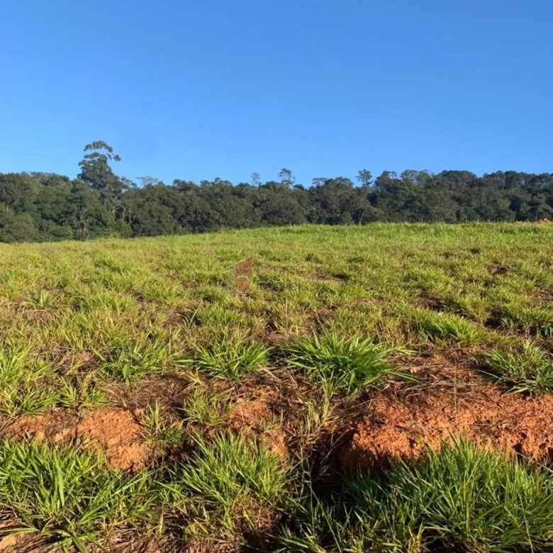 TERRENO À VENDA NO CONDOMÍNIO TAMBORÉ EM JUNDIAÍ/SP