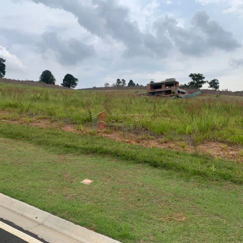 TERRENO À VENDA NO CONDOMÍNIO TAMBORÉ EM JUNDIAÍ/SP